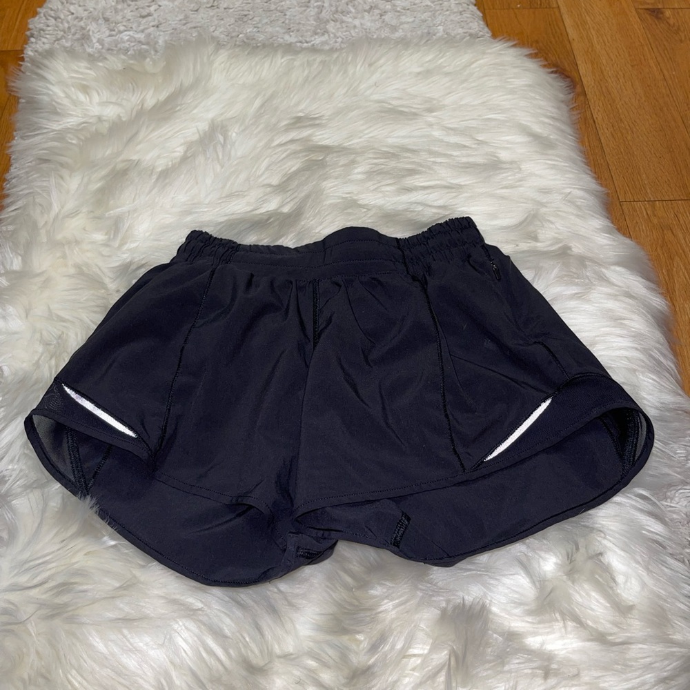 Lululemon hotty hot shorts